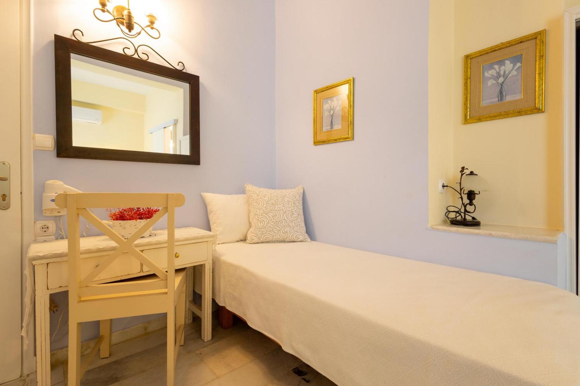 Kymata Hotel Naxos City ภายนอก รูปภาพ