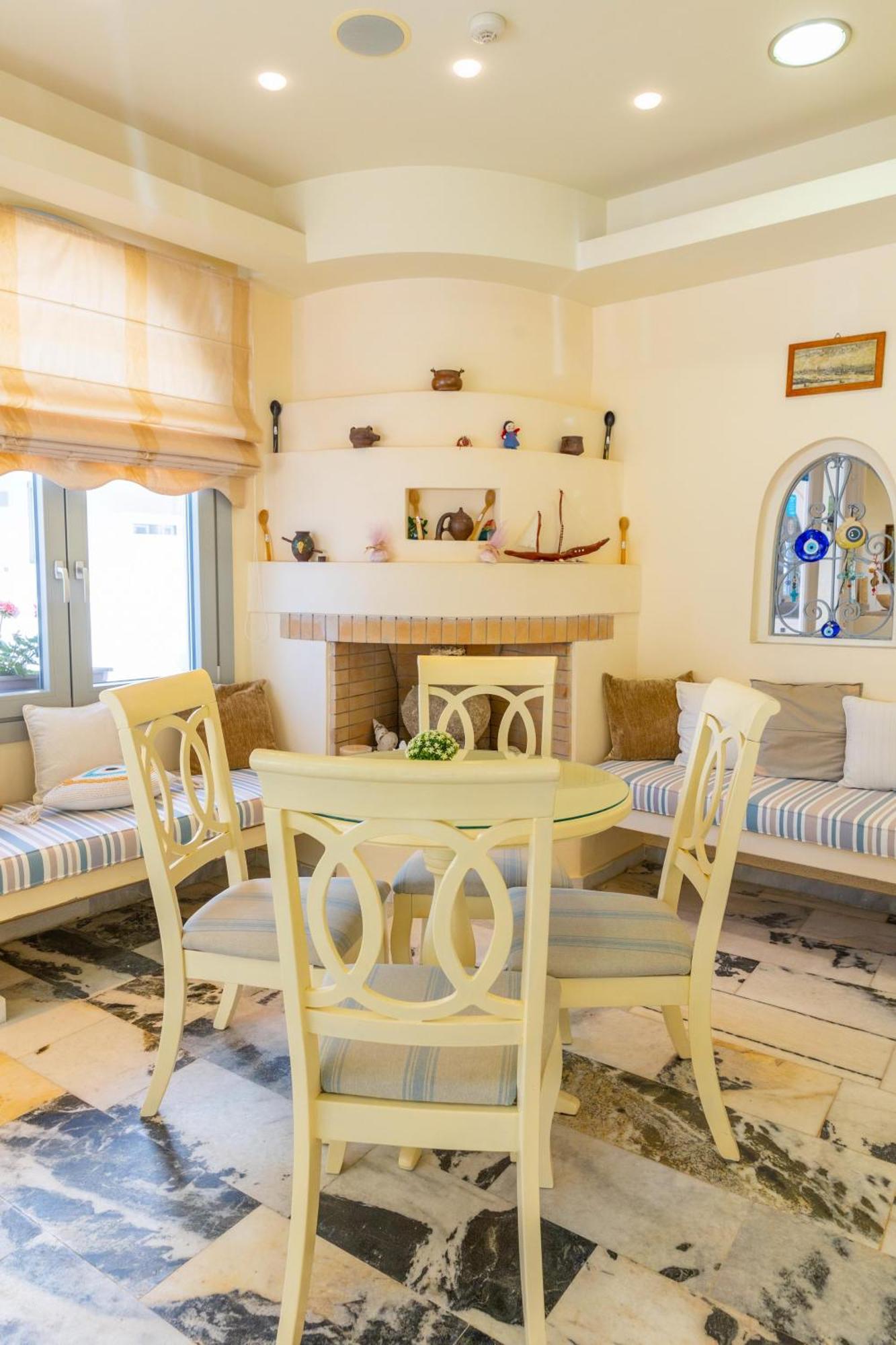Kymata Hotel Naxos City ภายนอก รูปภาพ