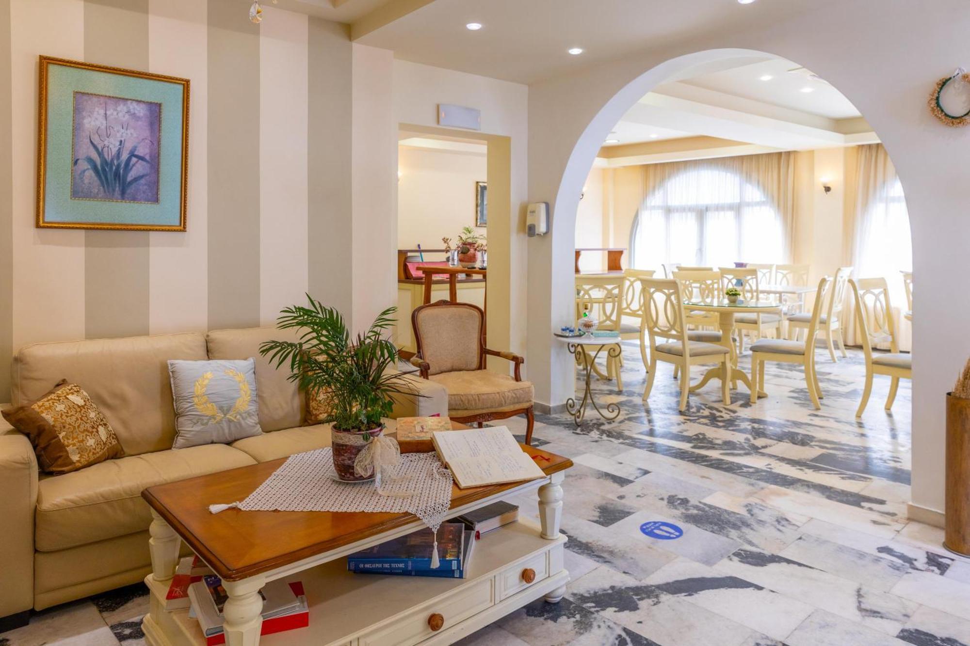 Kymata Hotel Naxos City ภายนอก รูปภาพ