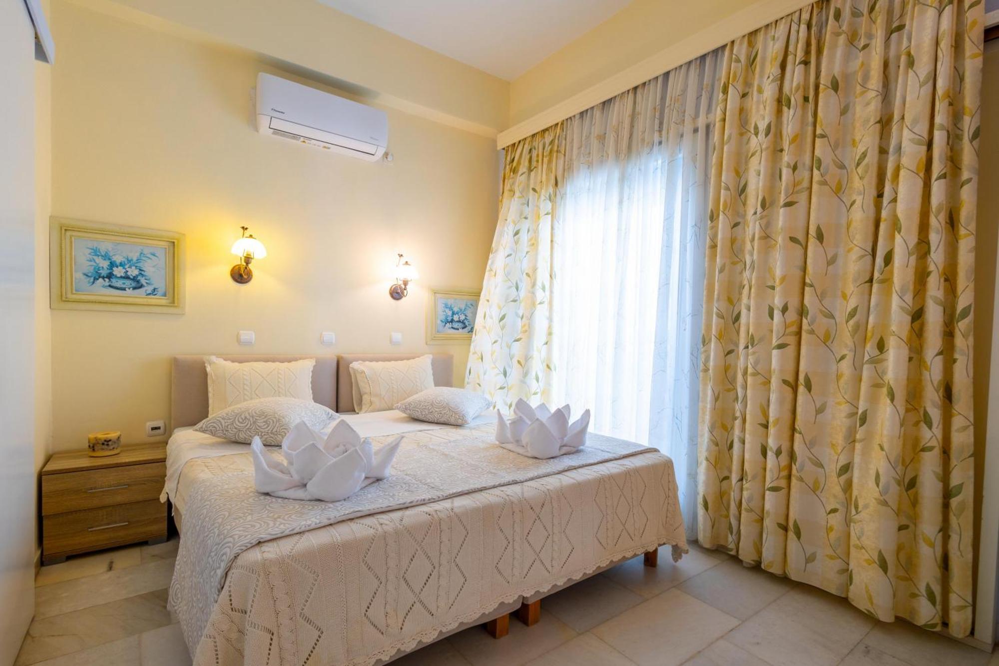 Kymata Hotel Naxos City ภายนอก รูปภาพ
