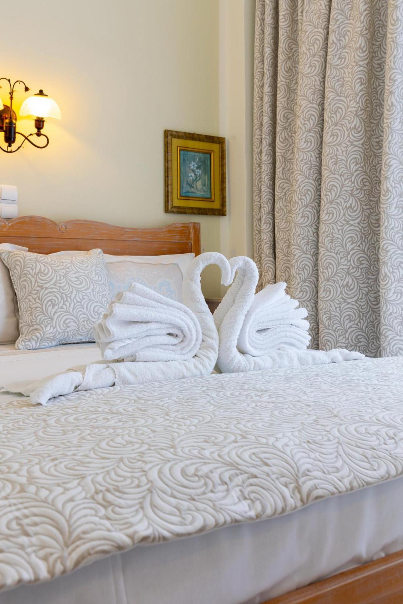 Kymata Hotel Naxos City ภายนอก รูปภาพ